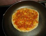 Foto langkah ke 5 dari resep Pizza teflon simpel kriuk.