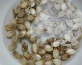 Foto del paso 1 de la receta: Leche vegetal de semillas de calabaza