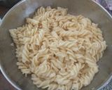 A picture of step 2 of Rj special Pasta.