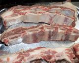 Foto del paso 1 de la receta: Asado, pechito y bondiola de cerdo a la parrilla saborizados