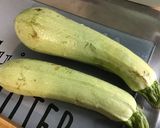 Une image de l'étape 3 de Gratin de courgettes blanches aux poivrons rouges et bouillon de bœuf.