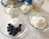 Foto langkah ke 1 dari resep Blueberry Cheese Chiffon Cake.
