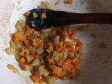 Roti goreng isi sayur