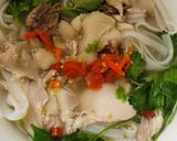 Foto langkah ke 12 dari resep PHỞ GÀ (VIETNAMESE CHICKEN RICE NOODLE SOUP).