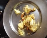 A picture of step 3 of Jackfruit veg in gravy.