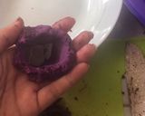 Foto langkah ke 4 dari resep Bola Ubi Ungu isi Coklat.