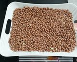 A picture of step 1 of Groundnut soup.