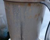 A picture of step 3 of Coffee Banana Oats Smoothie.