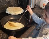 Une image de l'étape 5 de 49• 🍰 Gâteau-Crêpe Tiramisu 🍫.