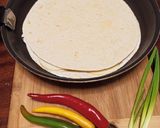 Quesadilla mangós ananászos habanero szósszal recept fázis 3 fotója