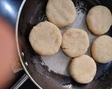 A picture of step 4 of Frozen aloo tikki.