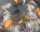 Foto langkah ke 4 dari resep 🍲 Sup Ayam Jamur Kacang Merah.