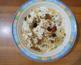A picture of step 4 of Bhagar wali dahi phulkian.