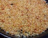 Foto del paso 6 de la receta: Paella con manitas de cerdo, níscalos y coliflor