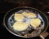 Foto del paso 7 de la receta: Buñuelos con licor de anís a la naranja