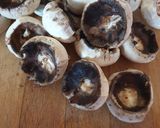 Une image de l'étape 2 de Champignons farcis au fromage frais😋.