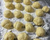 Foto del paso 2 de la receta: Pancitos saborizados con harina leudante