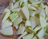 फोडणीचा मसाला आंबा (Fodnicha Masala Amba Recipe In Marathi) रेसिपी स्टेप 1 फोटो 