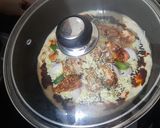 শেজওয়ান চিকেন প্যান পিজ্জা (Schezwan Chicken pan pizza recipe in bengali) রেসিপির ধাপ 7 ছবি