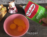 Foto langkah ke 5 dari resep Sarapan Praktis : Omelet Tomat.