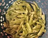Foto langkah ke 1 dari resep Sayur santan buncis tahu.