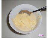 手撕香濃煉乳圓形烤杯麵包的食譜步驟3照片