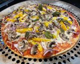 A picture of step 5 of Mushroom Pizza.