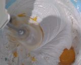 Foto langkah ke 2 dari resep Bolu kukus.