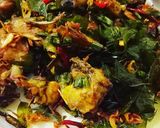 Foto langkah ke 8 dari resep Ayam Tangkap Aceh || Ayam Goreng dgn Daun Kari.