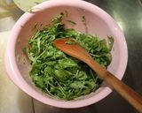 Foto del paso 2 de la receta: Supremecias con ensalada ruculada y torreja derrapante