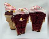 A picture of step 10 of Ice cream cone red velvet cake.