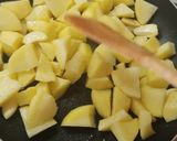 Foto del paso 3 de la receta: Patata a mi manera🥔😋