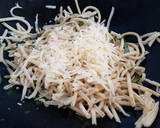 Foto del paso 3 de la receta: Fideos y albahaca