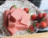 Foto langkah ke 9 dari resep Ogura Cake Strawberry Yoghurt Cottony Cake with Fresh Strawberry.