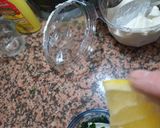 Foto del paso 3 de la receta: DIP DE CREAM CHEASE, ALCAPARRAS, Limón Y PEREJIL