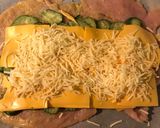 Une image de l'étape 1 de Roule blanc de poulet et courgettes.