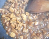 Foto del paso 3 de la receta: Arroz con secreto ibérico macerado en soja, naranja y salsa de ostras con verduritas al Wok