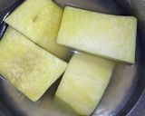 A picture of step 1 of Fried yam nd egg.