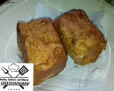 A picture of step 3 of Bread in egg.