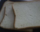 Foto langkah ke 1 dari resep Simple Crouton.