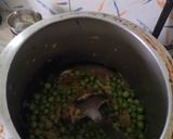 A picture of step 3 of Aloo Matar.