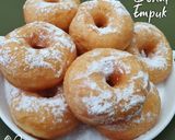 Foto langkah ke 7 dari resep Donat Empuk tabur Gula Halus.