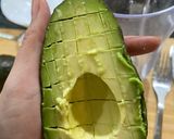 รูปขั้นตอนการทำที่ 2 ของ อะโวคาโดนมสด 🥑