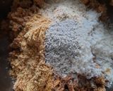 तिळगुळ पोळी (Tilgul Poli Recipe In Marathi) रेसिपी स्टेप 3 फोटो