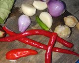 Foto langkah ke 1 dari resep Sayur Asem Belimbing wuluh Bumbu Halus.