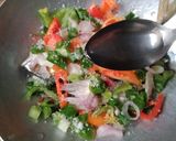 Foto langkah ke 4 dari resep Tim peda cabe gendot kuah bening.