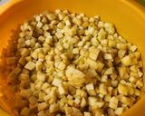 A picture of step 4 of Apple Pie.