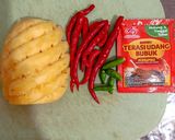 Foto langkah ke 1 dari resep Sambal Nanas Khas Palembang.