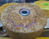 Foto langkah ke 7 dari resep Taro Cheese Chiffon Cake.