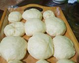 Foto langkah ke 4 dari resep Donat maizena empuk.